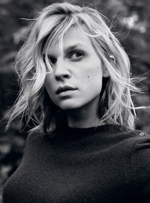 Le carré flou texturé, l'atout charme des filles cool !