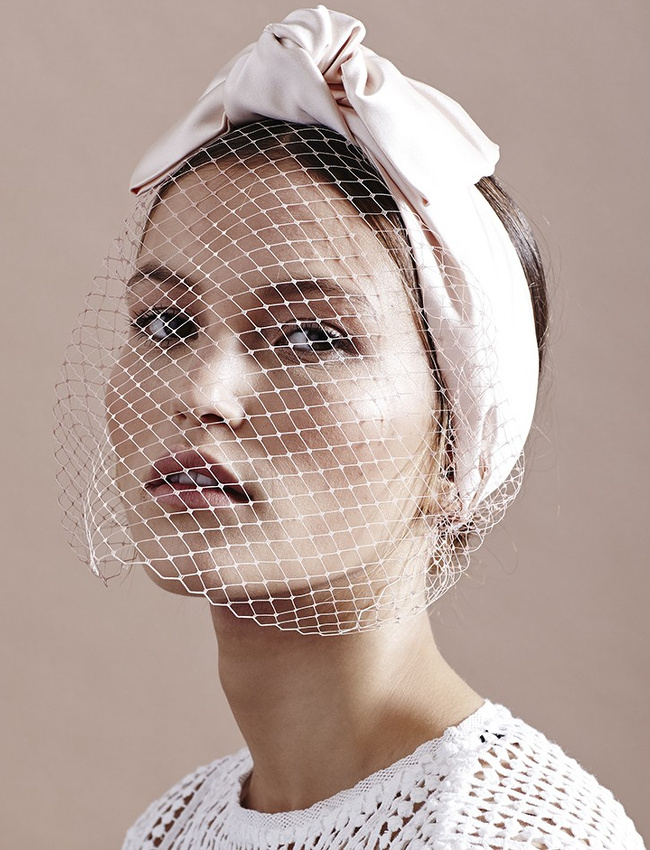 Le turban voilette, ou comment insuffler une bonne dose de chic à une tenue classique !