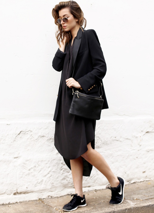 Pour r�ussir un total look noir, on pense � t�lescoper les styles