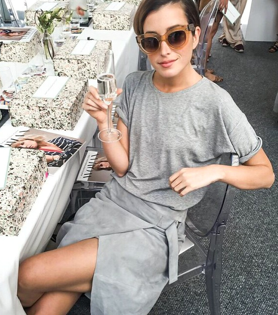 Le monochrome, cet espace harmonisant � la perfection les t�lescopages de styles...