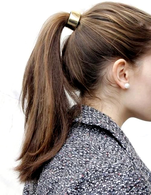 On ne se lasse pas du hair cuff dor� !