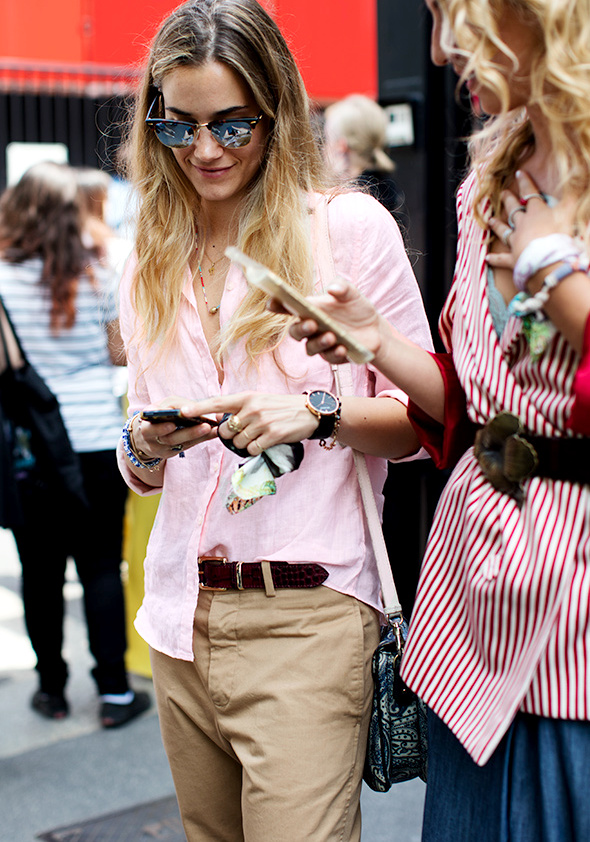 Oui au rose port� en mode casual boyish !