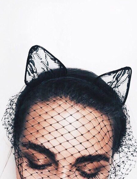 Voilette + oreilles de chat, ou comment zapper le chapeau lors d'un mariage