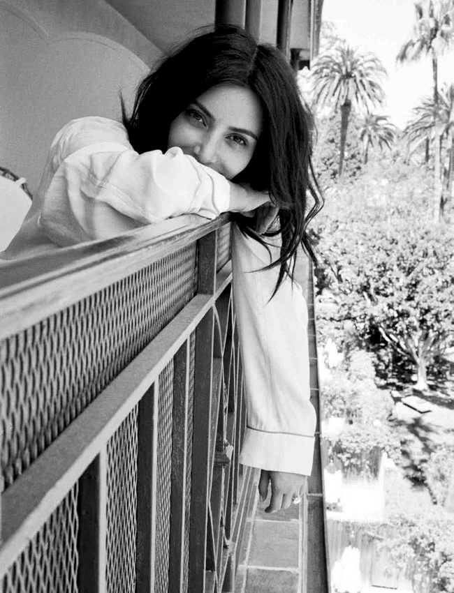 Kim Kardashian, bien plus touchante au naturelle qu'ultra maquill�e !