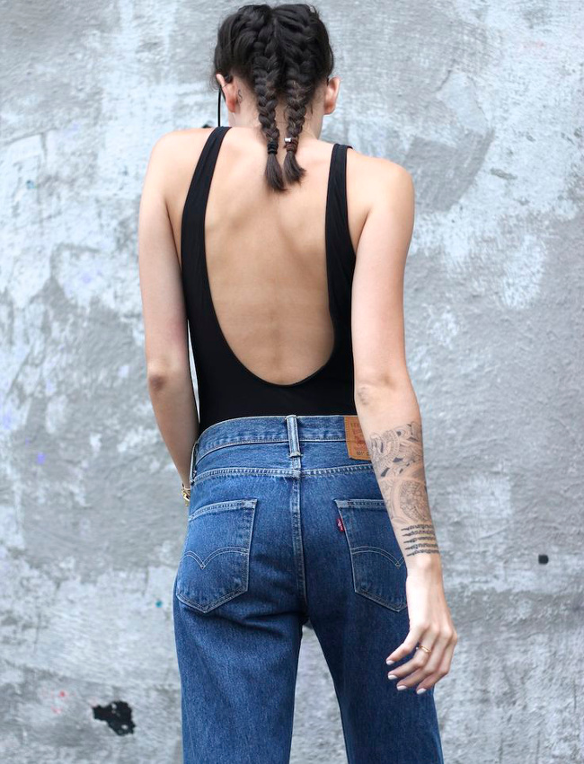 Body dos nu + jean Levi's 501 = le bon mix