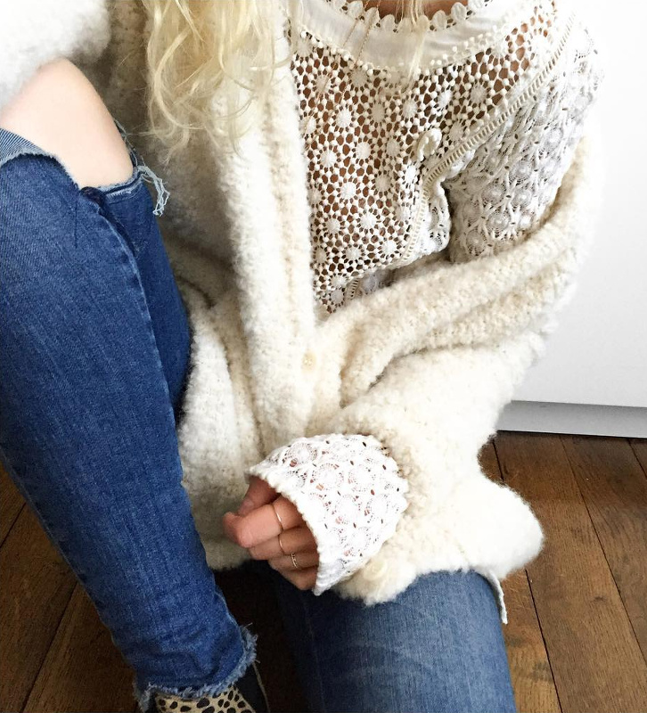 Dentelle + grosse maille = le bon mix