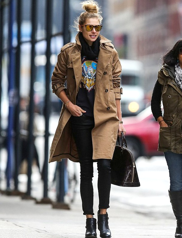 Rien de tel qu'un sweat rock pour twister un trench camel !