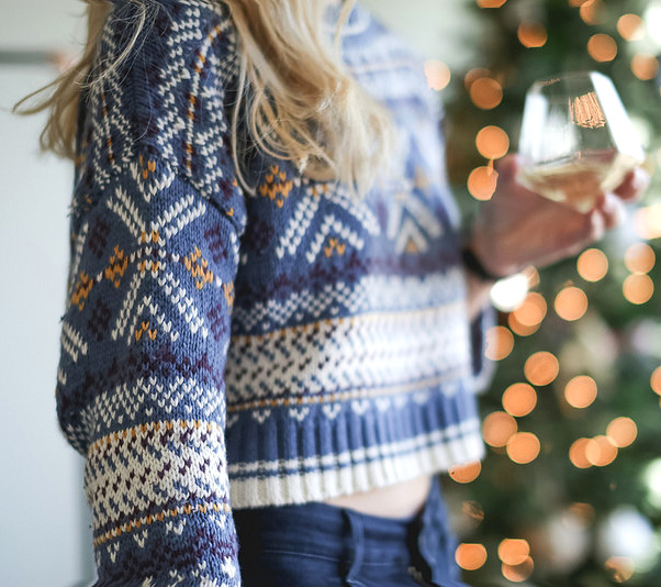 Entre volume l�g�rement cropped et �paules descendues, ce gros pull a tout bon !