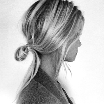 Rien de tel qu'une coiffure d�sinvolte pour accompagner les tenues de soir�es les plus chics !