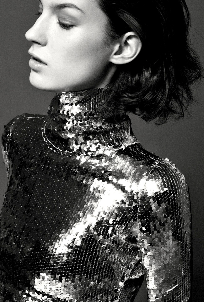 Le sous pull � paillettes, ou comment faire rimer festivit� et casualness !