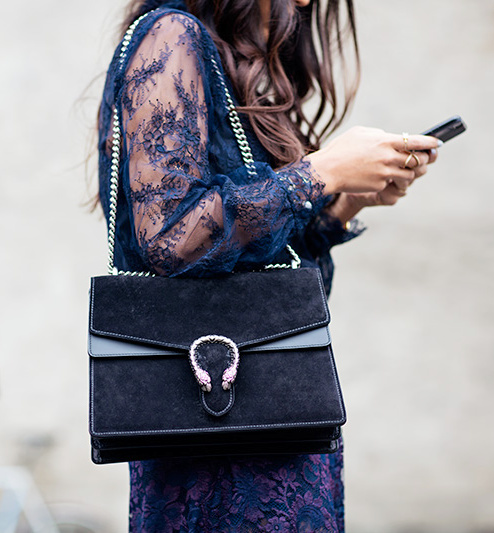 Afin d'�gayer les cama�eux de teintes, on pense � t�lescoper les textures