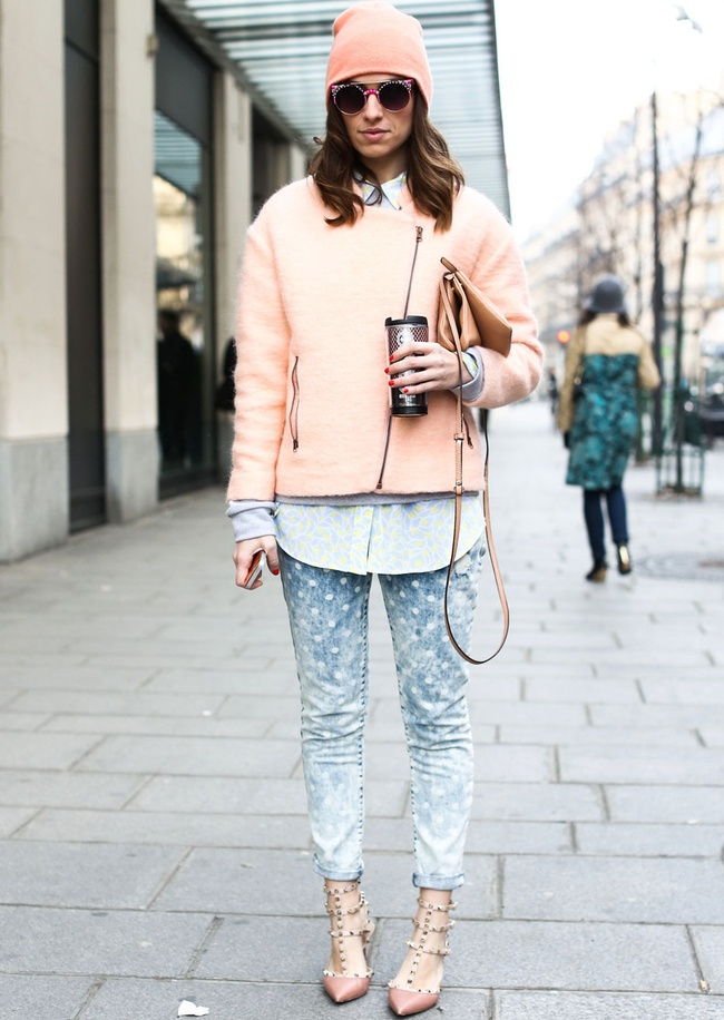 Rose nude + jean ultra d�lav� = le bon mix