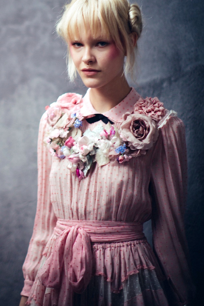 D�cal�e et girly, la femme Gucci continue d'intriguer