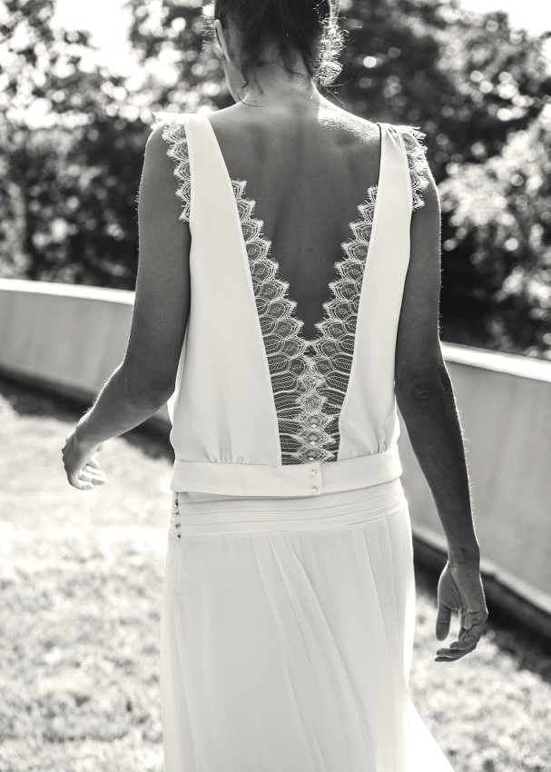 Entre d�licatesse et esth�tique r�tro, cet ensemble ultra f�minin a tout bon !