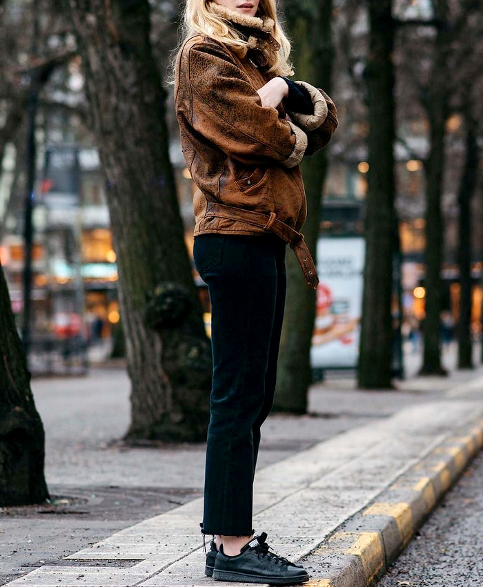 Wanted : une paire de baskets noires