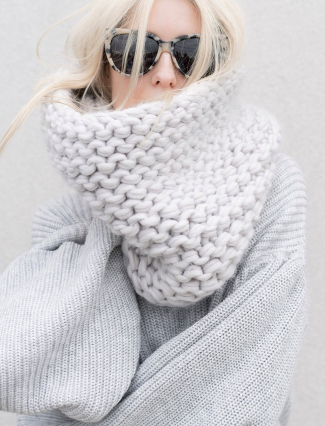 Wanted : un snood en tr�s grosse maille !