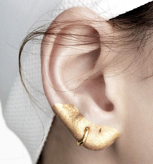 On aime quand le make up s'aventure hors des sentiers battus !