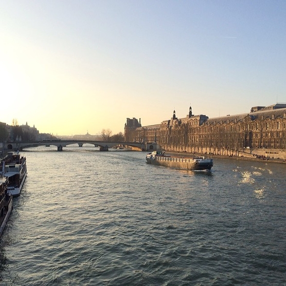 Vue sur le Louvre