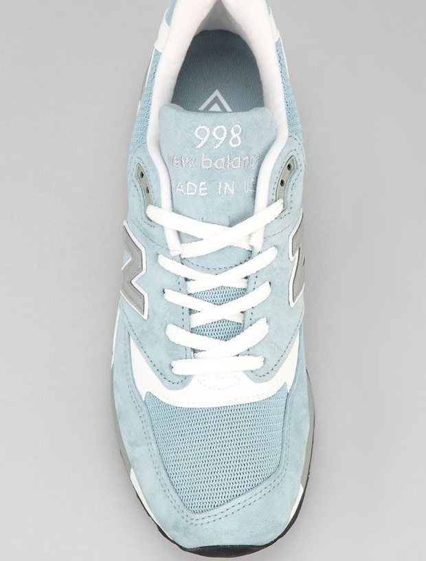 Le bleu ciel sied bien aux runnings !