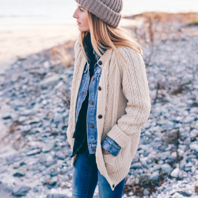 Rien de tel qu'un gros gilet pour r�chauffer une veste en jean !