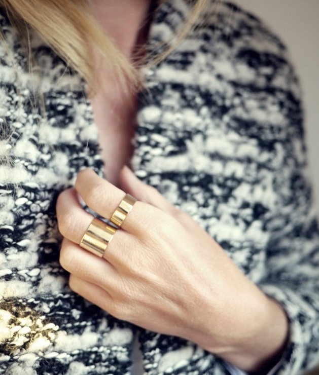 On aime quand laine chin�e rustique et bagues dor�es ultra �pur�es se t�lescopent !