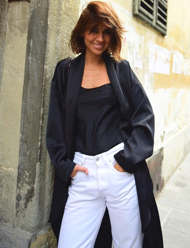 Wanted : un jean droit blanc l�g�rement taille haute