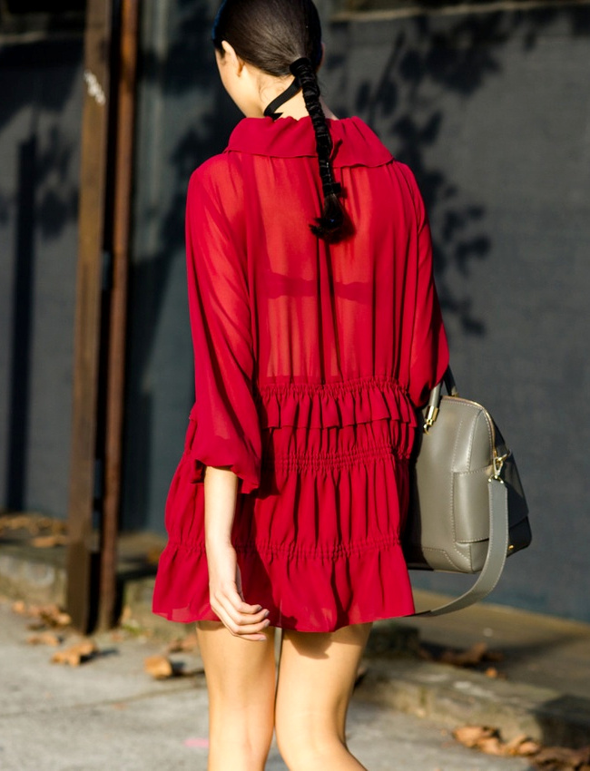 Ce printemps, on n'h�site pas � user et abuser du duo rouge/kaki !