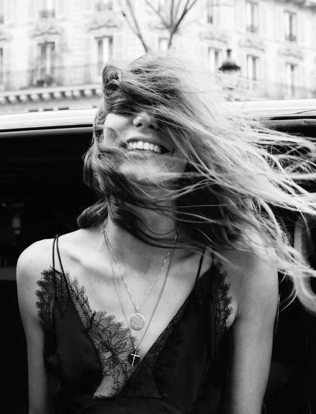 Envie de d�licatesse, de fragilit� piquante et d'�clats de rire...