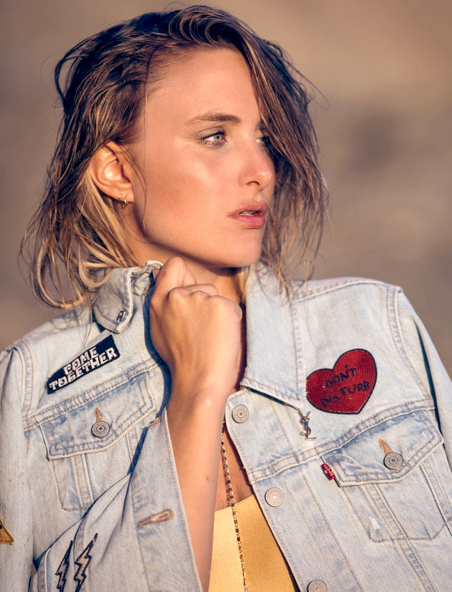 Cet �t�, on n'h�site pas � couvrir notre veste en jean d'�cussons en tous genres !