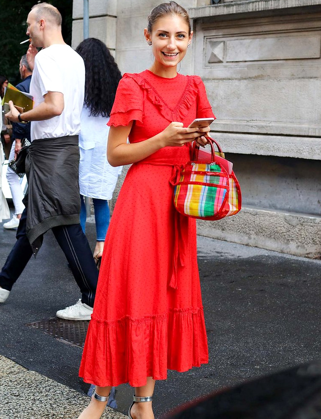 Jenny Walton a d�cid�ment le chic pour se d�nicher de bien jolies robes !