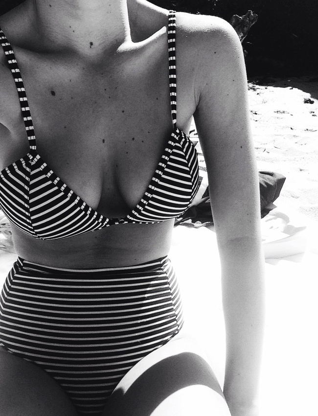 Graphique et r�tro, ce bikini a tout bon !