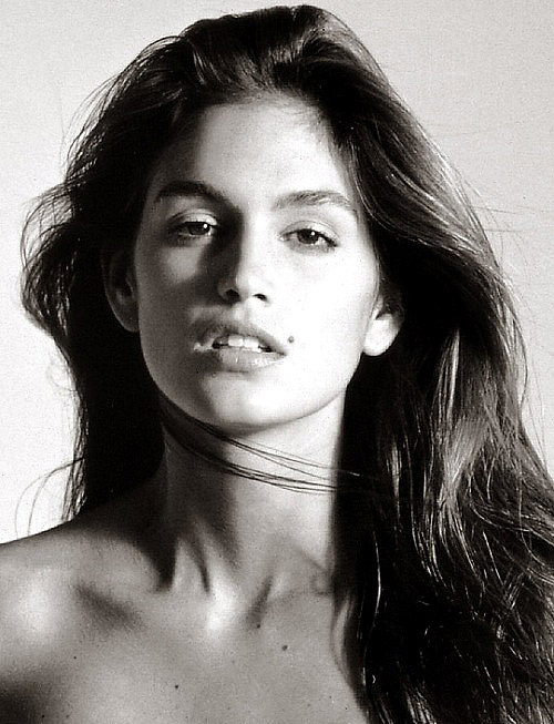 Il suffit parfois d'un grain de beaut� bien plac� pour changer une vie...