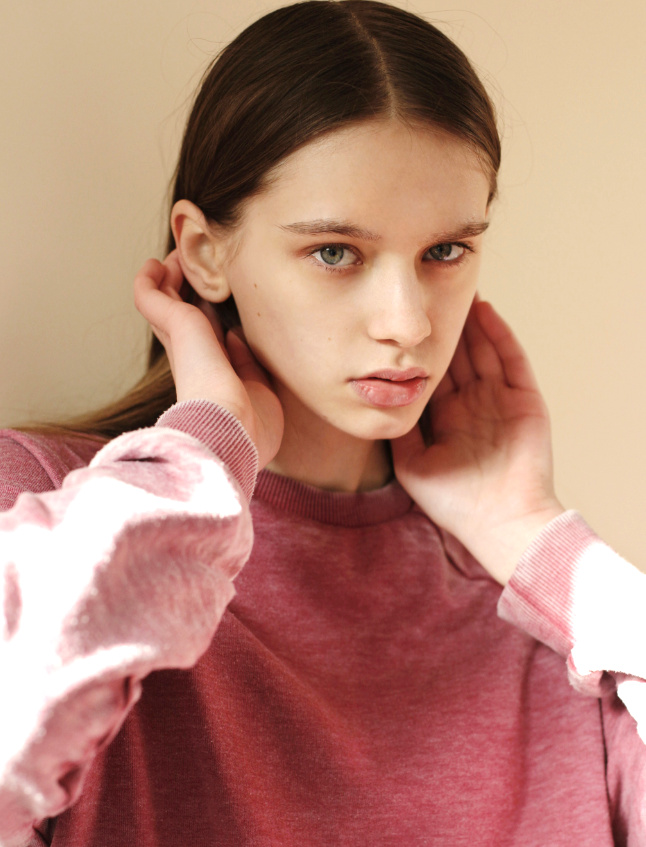 Wanted : un sweat rose d�lav�