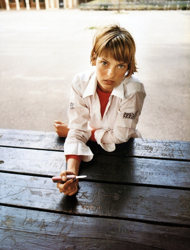 Sublime Linda Evangelista...