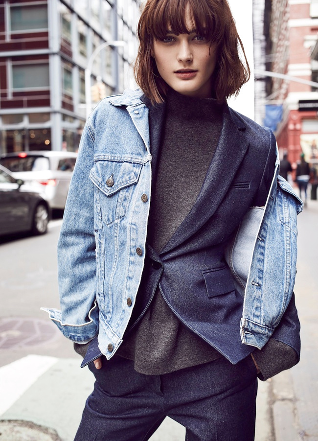 Rien de tel qu'une veste en jean un brin large port�e au dessus d'un blazer �triqu� !