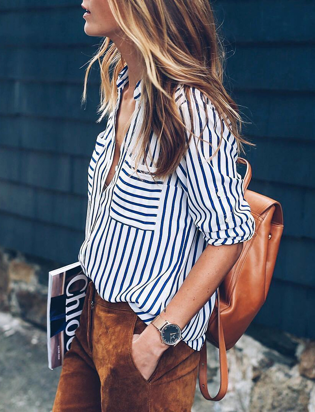 Cette rentr�e, on pense � mixer nos chemises � rayures bleues � des pi�ces en daim fauve