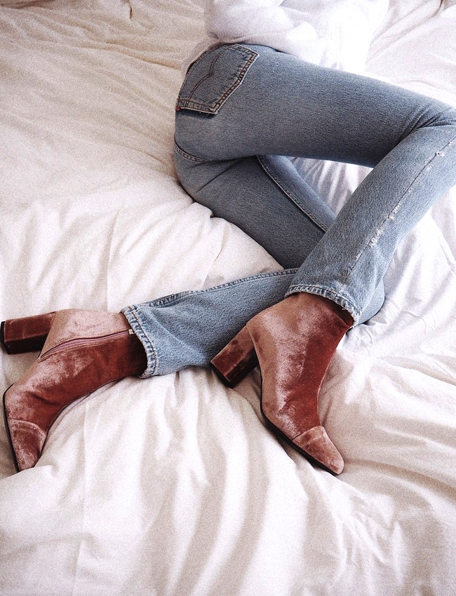 Les bottines en velours rose, l'atout ultime des automnes n�o-girly
