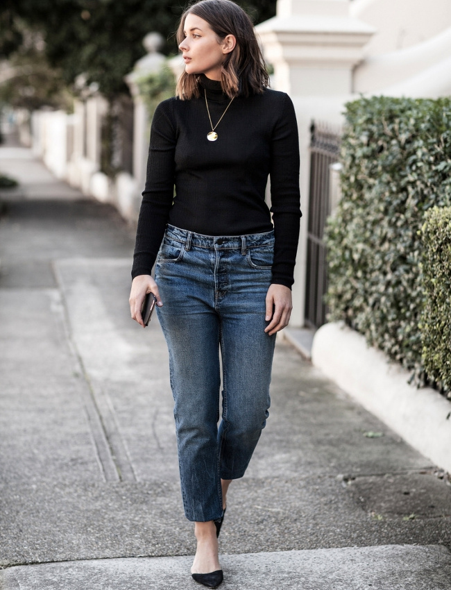 Le sous-pull noir, le meilleur alli� du jean droit l�g�rement taille haute !