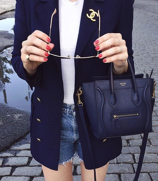 D�clin� dans des tonalit�s sobres, le duo Chanel/C�line fonctionne plut�t bien