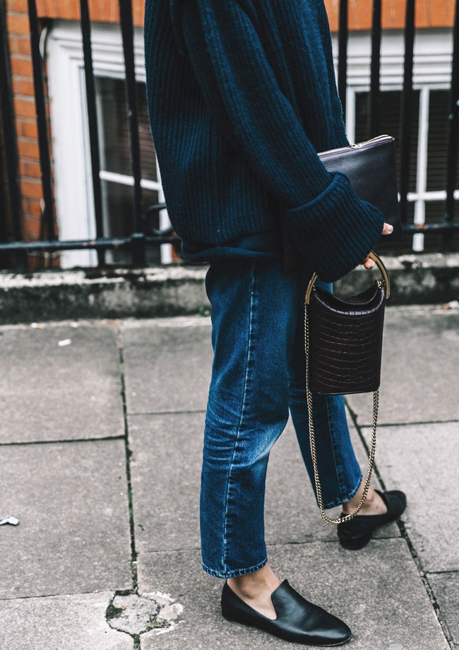 Noir + bleu marine = le bon mix