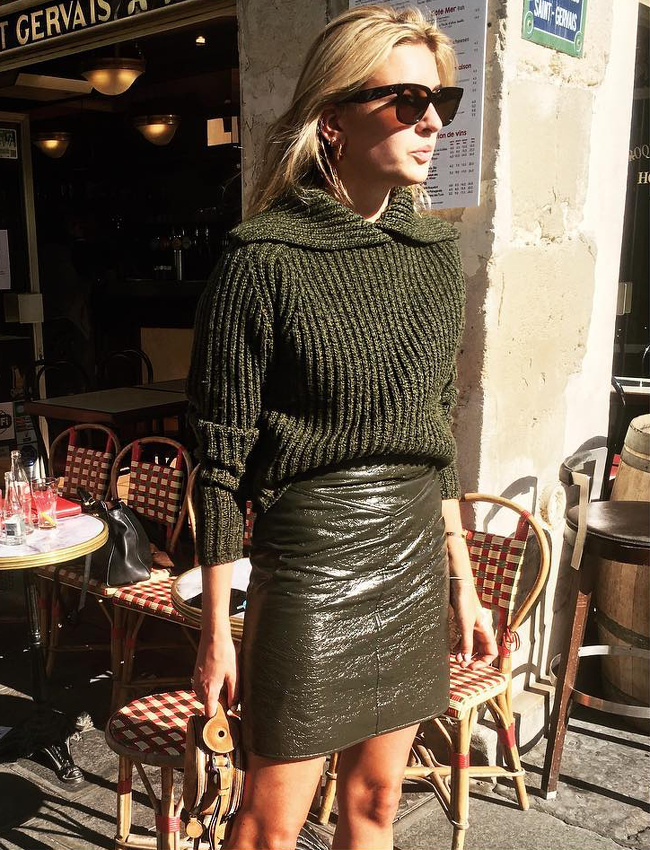 Rien de tel qu'un savant jeu de textures pour booster une tenue monochrome !