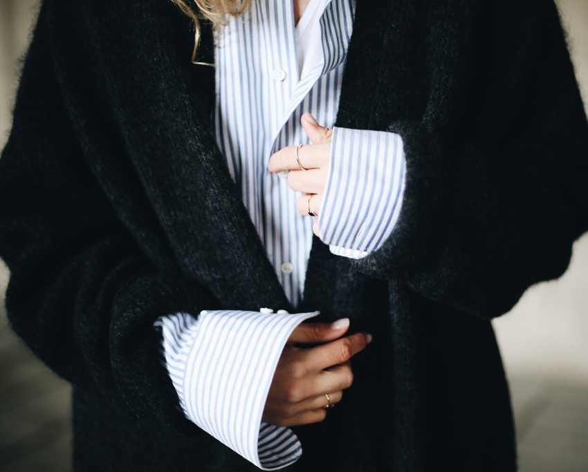 Il est temps de r�chauffer nos chemises � rayures d'un ample et douillet gilet carbone