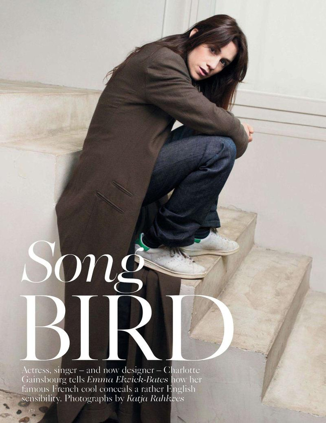 Charlotte Gainsbourg a le don pour conf�rer un charme fou au style casual