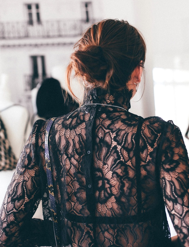 La blouse en dentelle tendance victorienne : la pi�ce de l'automne 2016 !