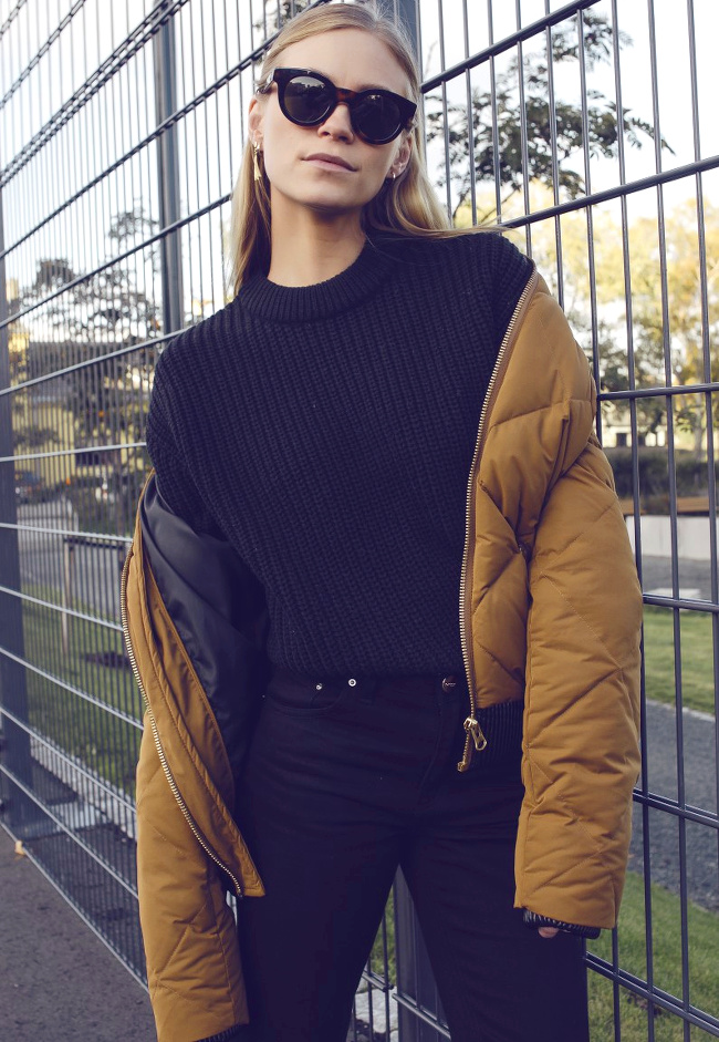 Pull c�tel� noir + doudoune caf� au lait = le bon mix