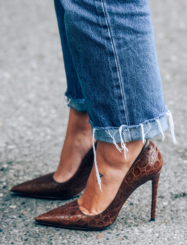 Ourlet destroyed + escarpins sophistiqu�s = le bon mix