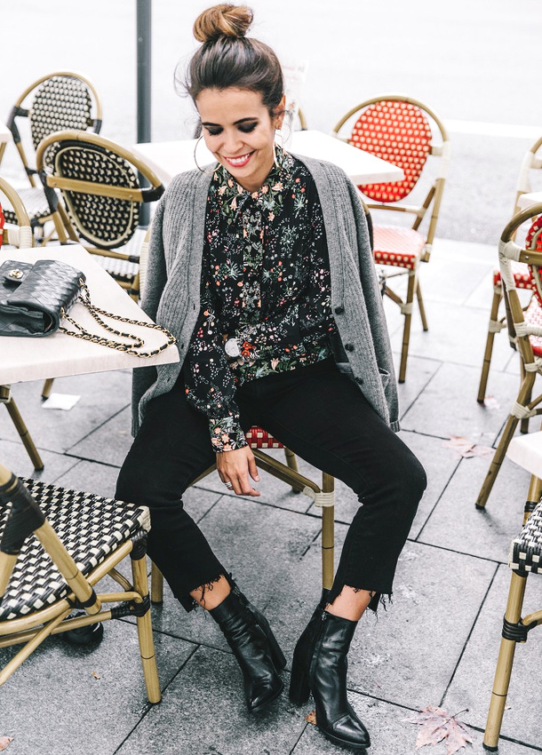 Le gilet de grand-p�re a le chic pour apporter ce qu'il faut de douceur au look nineties