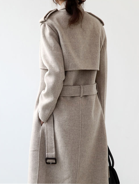 On aime quand le trench prend ses quartiers d'hiver