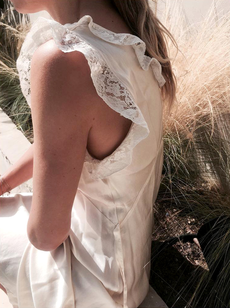 Les robes vintage sont souvent les plus raffin�es...