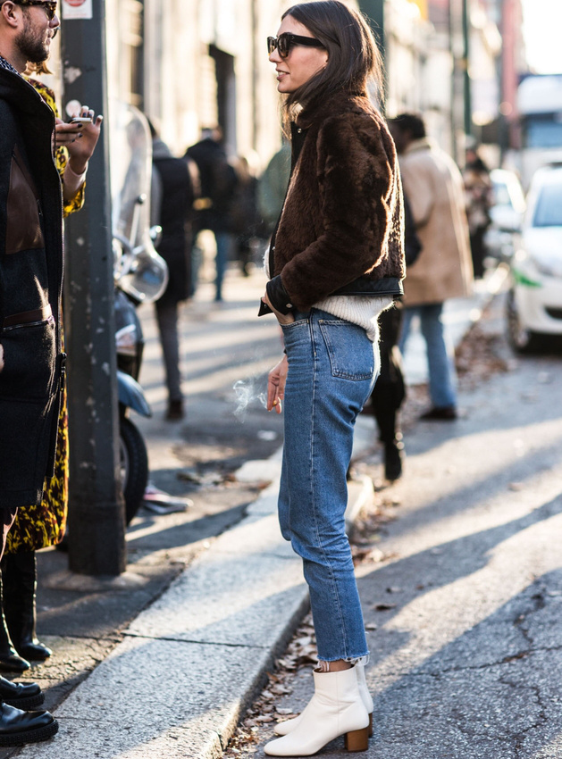 Les boots blanches semblent avoir supplant� les Stan Smith dans le coeur des modeuses